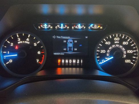 Used 2015 Ford F150 XLT w/ Equipment Group 302A Luxury RWD image 23