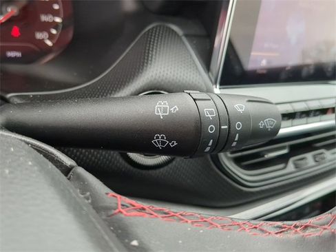 Used 2024 Jeep Compass Trailhawk image 24