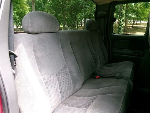 Used 2004 Chevrolet Silverado 1500 LS RWD image 24