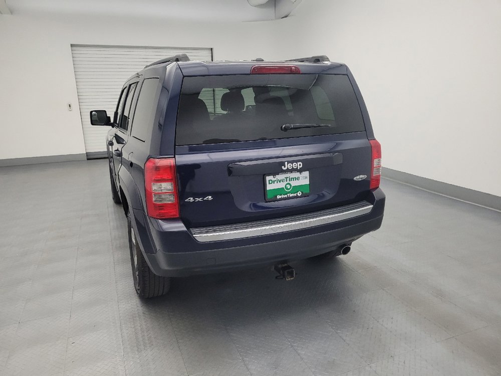 Used 2017 Jeep Patriot High Altitude AWD/4WD image 6