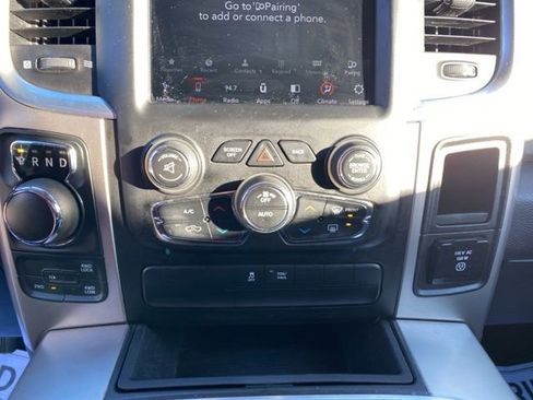 Used 2019 RAM 1500 Classic SLT image 28