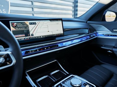 Used 2025 BMW 760i xDrive 760i xDrive w/ Executive Package image 64