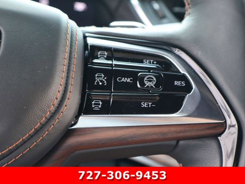 Used 2025 Jeep Grand Cherokee L Summit w/ Advanced Protech Group IV AWD/4WD image 26