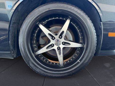 Used 2014 Dodge Challenger SXT image 14