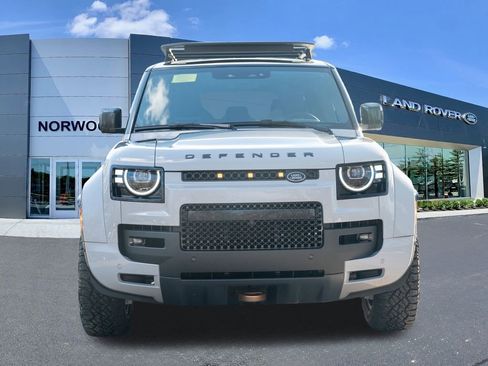 New 2026 Land Rover Defender 110 image 2