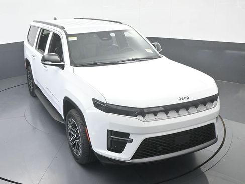 New 2026 Jeep Grand Wagoneer L 2WD image 49