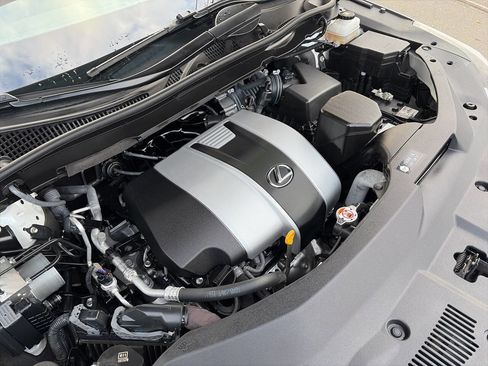 Used 2019 Lexus RX 350L Premium w/ Premium Package image 18