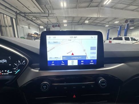 Used 2020 Ford Escape SEL AWD/4WD image 24