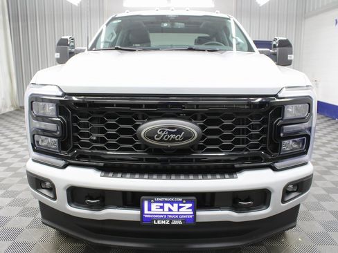 Used 2025 Ford F350 Lariat w/ Black Appearance Package image 54