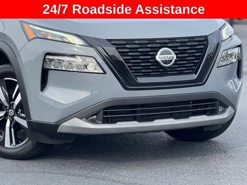 Used 2021 Nissan Rogue SL w/ Premium Package image 4