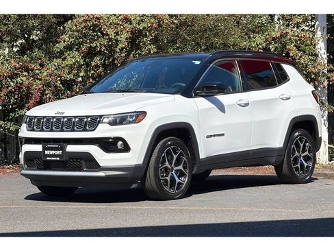 Used 2025 Jeep Compass Limited AWD/4WD image 8