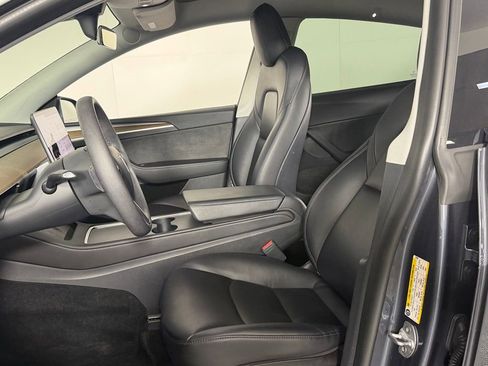 Used 2023 Tesla Model Y Performance AWD/4WD image 19