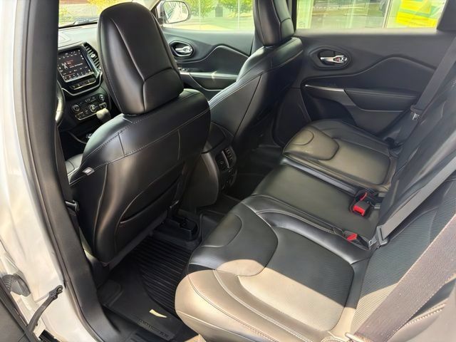 Used 2021 Jeep Cherokee Limited w/ Elite Package AWD/4WD image 17