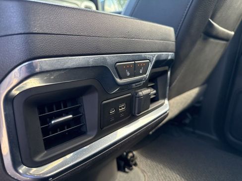 Used 2021 GMC Sierra 1500 Denali AWD/4WD image 32