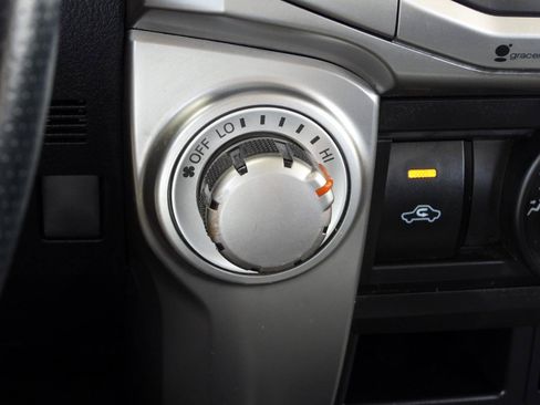 Used 2016 Toyota 4Runner 2WD SR5 image 66
