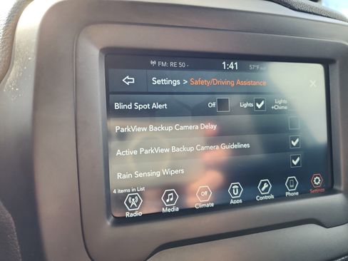 Used 2018 Jeep Renegade Limited w/ Safety & Security Group image 20