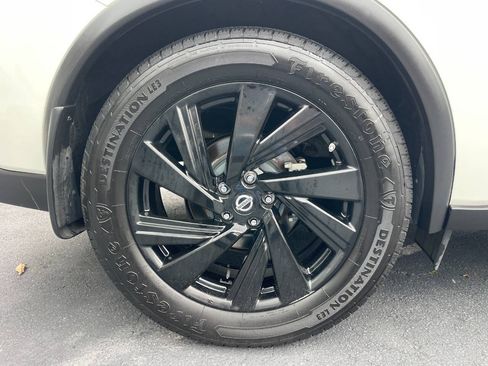 Used 2017 Nissan Murano Platinum w/ Platinum Technology Package FWD image 28
