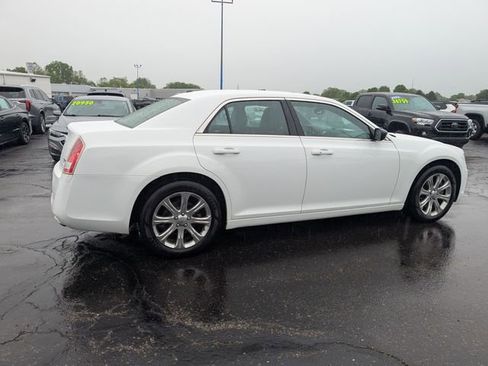 Used 2013 Chrysler 300 S AWD/4WD image 8