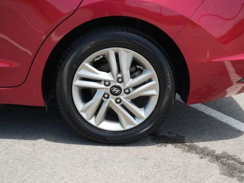 Used 2020 Hyundai Elantra SEL FWD image 39