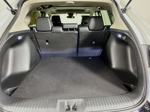 Certified 2024 Honda HR-V EX-L image 33