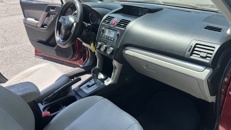 Used 2015 Subaru Forester 2.5i Limited AWD/4WD image 24
