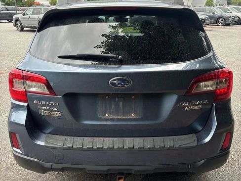 Used 2015 Subaru Outback 2.5i Limited AWD/4WD image 7