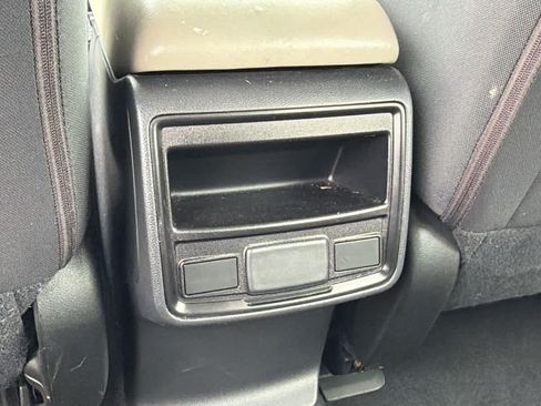Used 2022 Subaru Forester AWD/4WD image 25