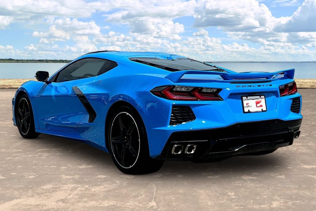 Used 2022 Chevrolet Corvette Stingray Preferred Cpe w/ Z51 Performance Package RWD image 6