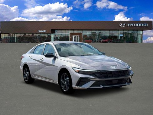 New 2026 Hyundai Elantra SEL Sport Premium FWD image 11