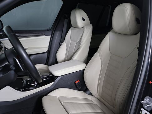 Used 2021 BMW X3 M w/ Executive Package image 30