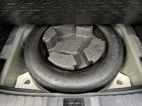 Used 2024 Toyota RAV4 LE image 32