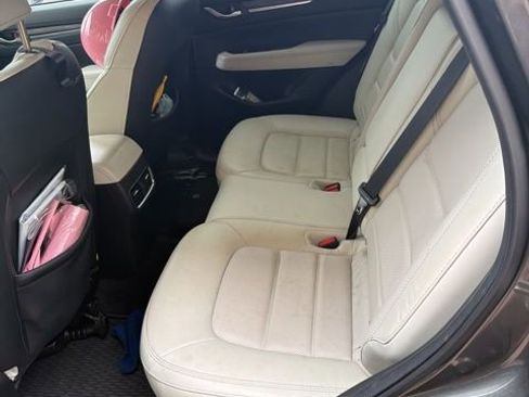 Used 2023 MAZDA CX-5 AWD 2.5 S w/ Premium Package image 18