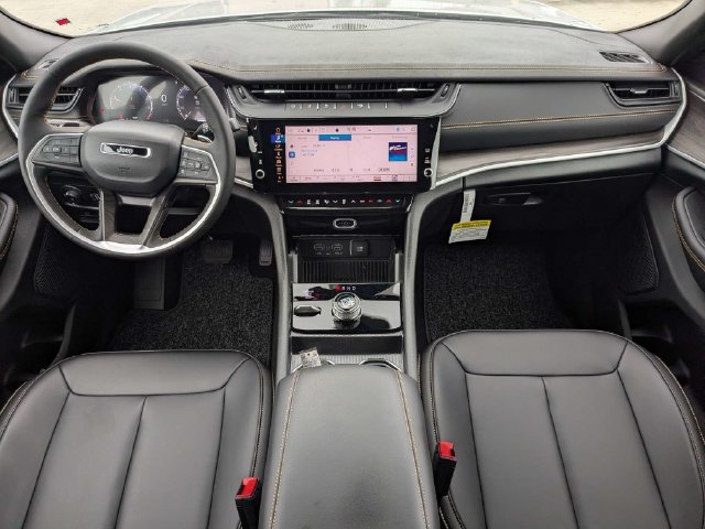 New 2026 Jeep Grand Cherokee Limited AWD/4WD image 17