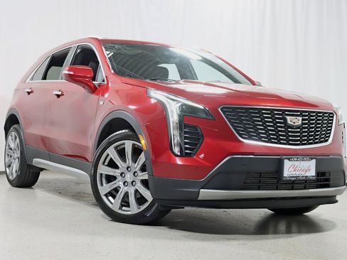 Used 2019 Cadillac XT4 Premium Luxury w/ Enhanced Visibility Package AWD/4WD image 7