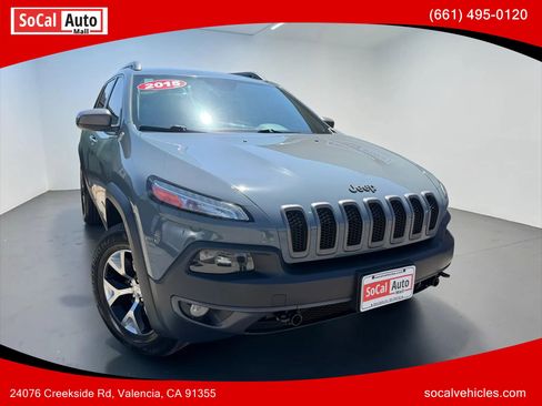 Used 2015 Jeep Cherokee Trailhawk w/ Comfort/Convenience Group AWD/4WD image 1