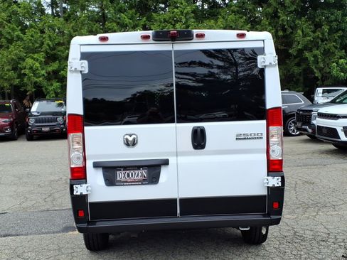 Used 2025 RAM ProMaster 2500 w/ U-Haul Equipment Group FWD image 5