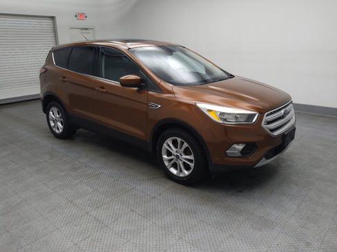 Used 2017 Ford Escape SE FWD image 11