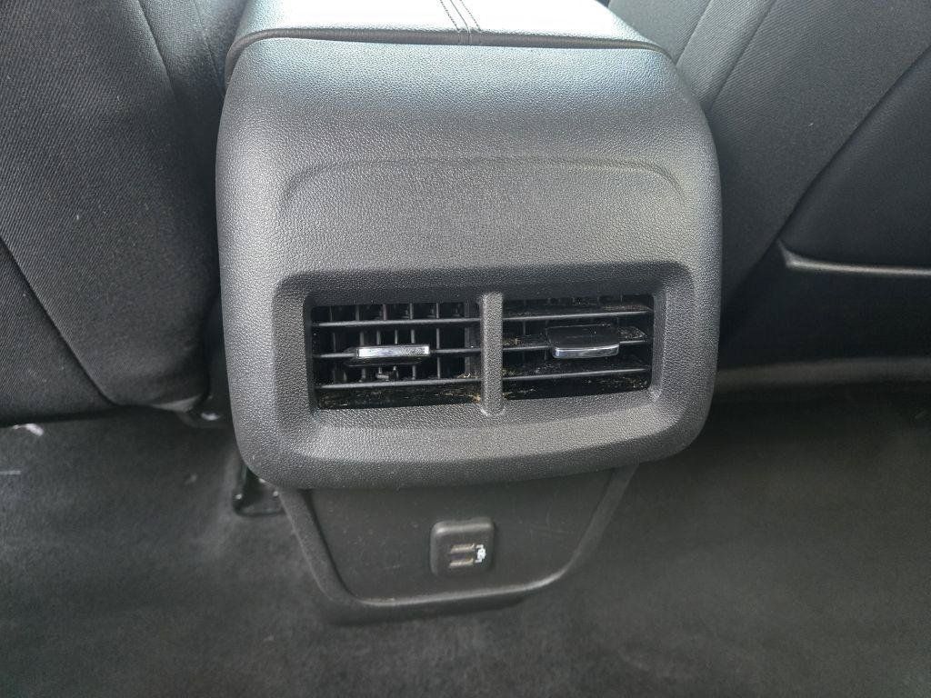 Used 2020 GMC Terrain SLE w/ Driver Convenience Package AWD/4WD image 17