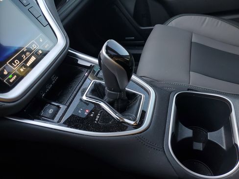 Used 2025 Subaru Outback Onyx Edition XT image 30