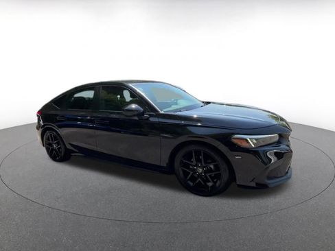 Used 2024 Honda Civic Sport image 2