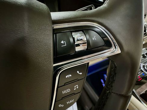 Used 2019 Lincoln Navigator Reserve w/ Cargo Package image 37