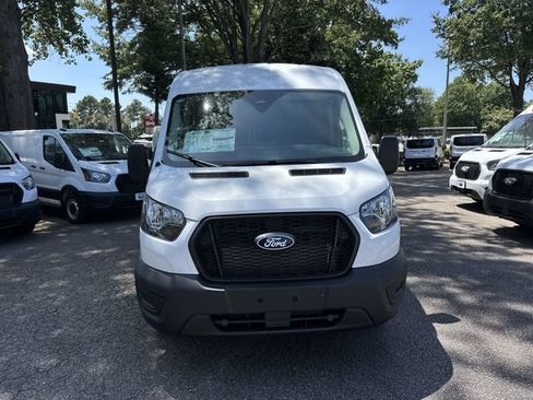 New 2026 Ford Transit 250 148 Medium Roof w/ Load Area Protection Package RWD image 3