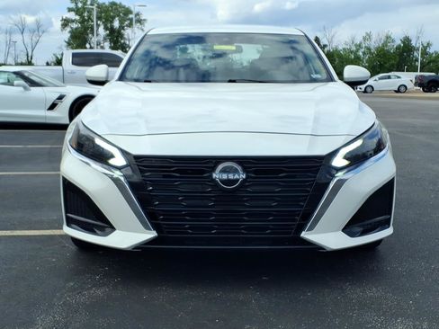 Used 2023 Nissan Altima 2.5 SV AWD/4WD image 32