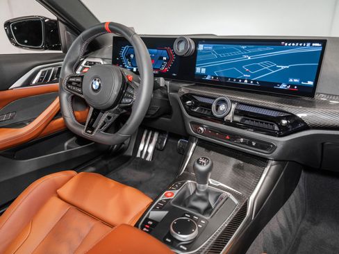 Used 2027 BMW M4 Coupe w/ M Driver's Package RWD image 23