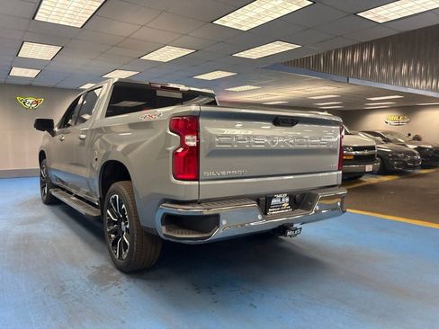 New 2026 Chevrolet Silverado 1500 LTZ w/ LTZ Convenience Package II AWD/4WD image 9