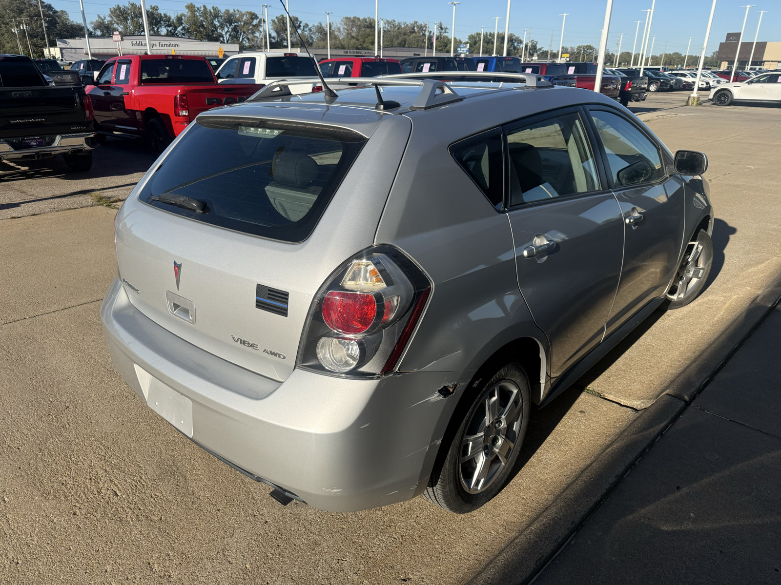 Used 2009 Pontiac Vibe AWD w/ Preferred Package image 5