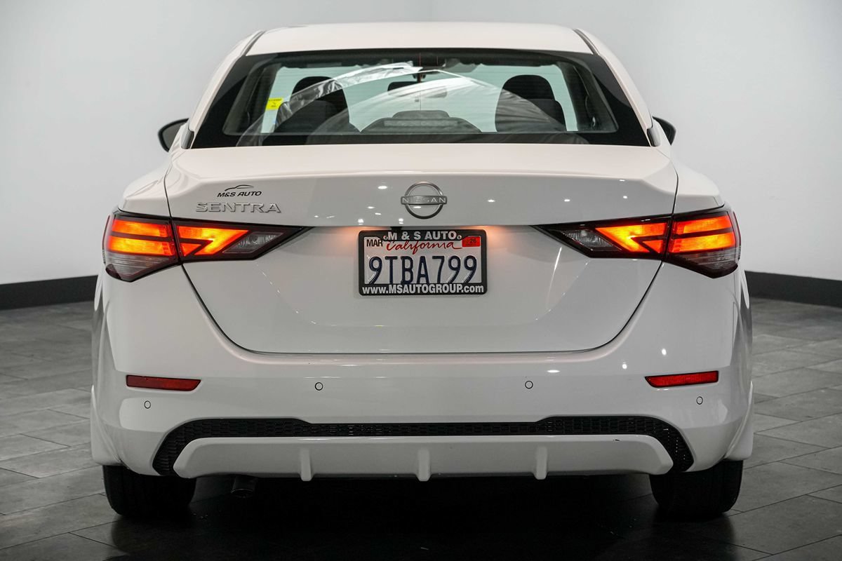 Used 2025 Nissan Sentra S FWD image 5