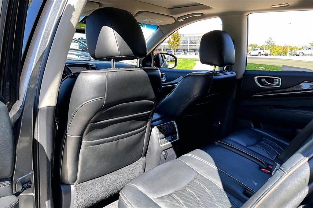 Used 2015 INFINITI QX60 Luxe w/ Premium Plus Package AWD/4WD image 31
