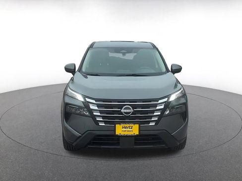 Used 2025 Nissan Rogue SV AWD/4WD image 4