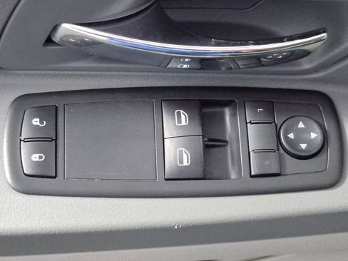 Used 2008 Dodge Grand Caravan SE FWD image 14